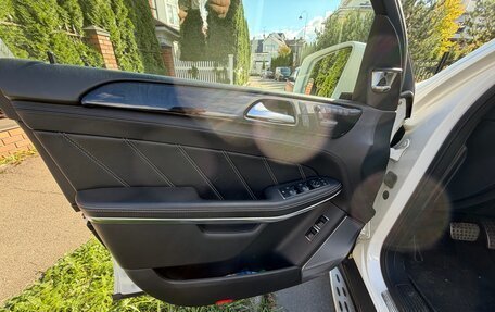 Mercedes-Benz GL-Класс AMG, 2015 год, 3 950 000 рублей, 21 фотография