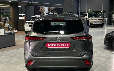 Toyota Highlander, 2021 год, 4 550 000 рублей, 5 фотография