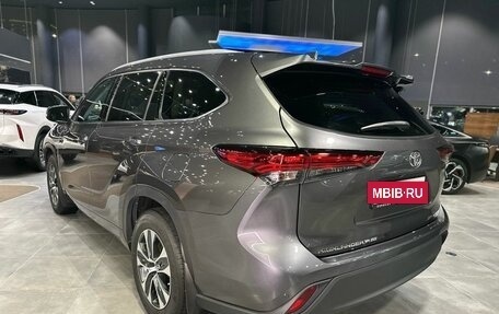 Toyota Highlander, 2021 год, 4 550 000 рублей, 6 фотография