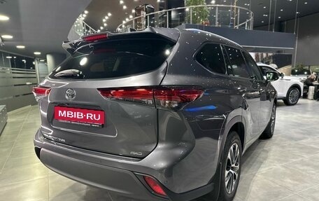 Toyota Highlander, 2021 год, 4 550 000 рублей, 4 фотография