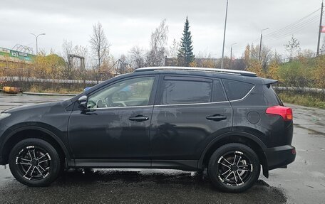 Toyota RAV4, 2013 год, 1 900 000 рублей, 6 фотография