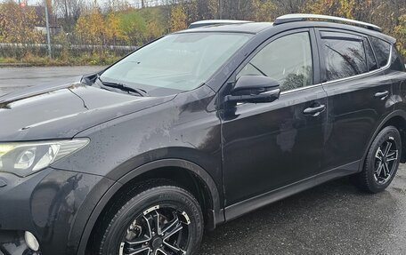 Toyota RAV4, 2013 год, 1 900 000 рублей, 3 фотография