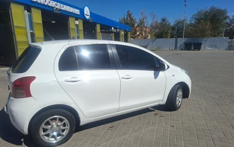 Toyota Vitz, 2005 год, 350 000 рублей, 4 фотография