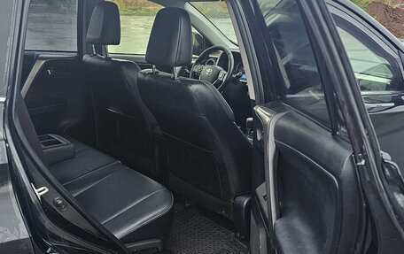 Toyota RAV4, 2013 год, 1 900 000 рублей, 13 фотография