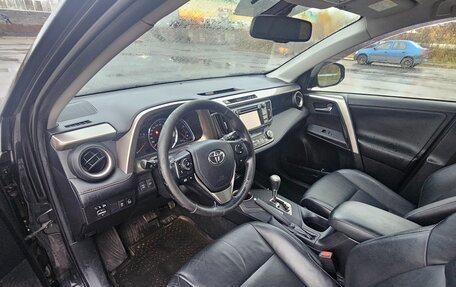 Toyota RAV4, 2013 год, 1 900 000 рублей, 25 фотография