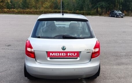 Skoda Fabia II, 2012 год, 750 000 рублей, 5 фотография