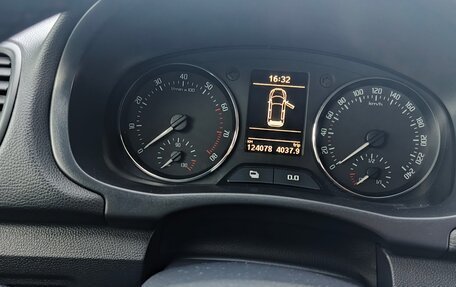 Skoda Fabia II, 2012 год, 750 000 рублей, 28 фотография