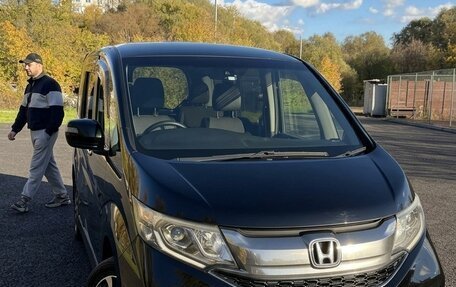Honda Stepwgn IV, 2015 год, 1 500 000 рублей, 2 фотография