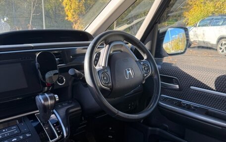 Honda Stepwgn IV, 2015 год, 1 500 000 рублей, 5 фотография