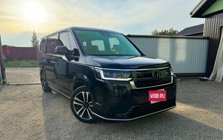 Honda Stepwgn, 2025 год, 4 350 000 рублей, 2 фотография