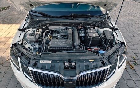 Skoda Octavia, 2017 год, 1 720 000 рублей, 18 фотография