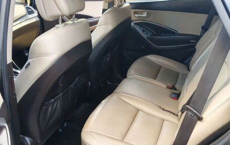 Hyundai Santa Fe III рестайлинг, 2016 год, 2 250 000 рублей, 3 фотография