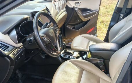 Hyundai Santa Fe III рестайлинг, 2016 год, 2 250 000 рублей, 24 фотография