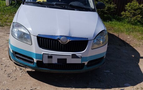 Skoda Fabia II, 2007 год, 300 000 рублей, 2 фотография