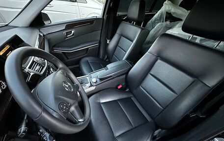 Mercedes-Benz E-Класс, 2011 год, 1 950 000 рублей, 14 фотография