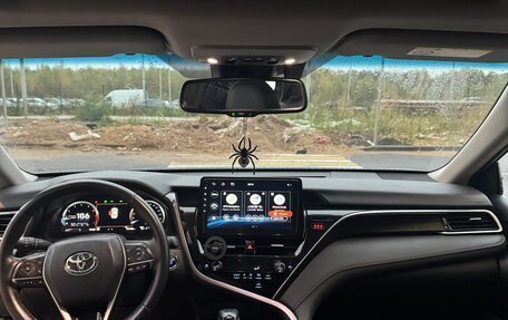 Toyota Camry, 2022 год, 3 350 000 рублей, 7 фотография