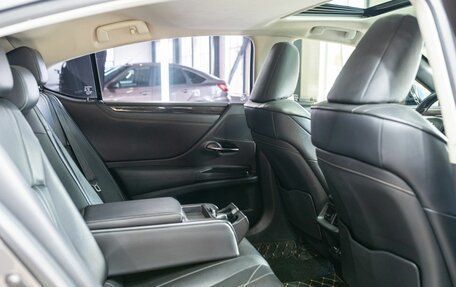 Lexus ES VII, 2018 год, 4 189 000 рублей, 32 фотография