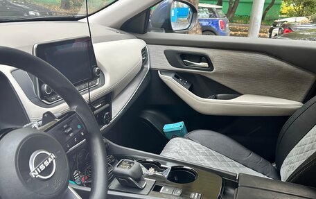Nissan Rogue, 2022 год, 2 399 999 рублей, 6 фотография