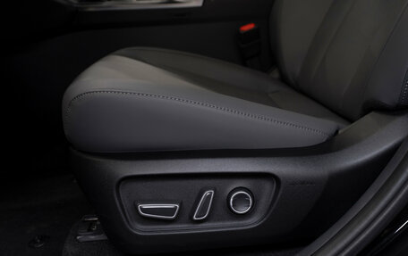 Toyota RAV4, 2026 год, 4 400 000 рублей, 22 фотография