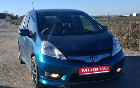 Honda Fit Shuttle I рестайлинг, 2012 год, 800 000 рублей, 2 фотография