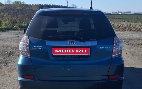Honda Fit Shuttle I рестайлинг, 2012 год, 800 000 рублей, 4 фотография