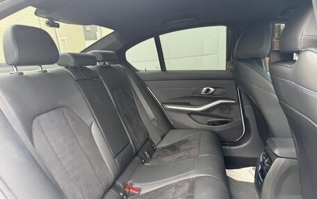 BMW 3 серия, 2022 год, 2 850 000 рублей, 13 фотография