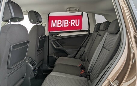 Volkswagen Tiguan II, 2018 год, 2 350 000 рублей, 12 фотография
