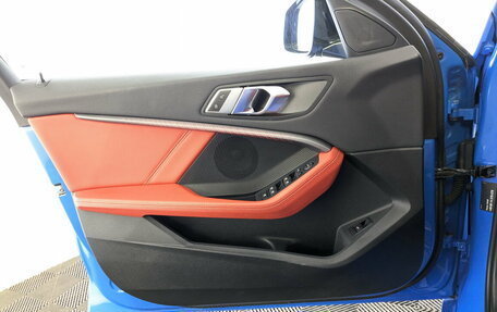 BMW 1 серия, 2019 год, 3 500 000 рублей, 27 фотография