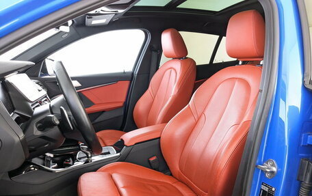 BMW 1 серия, 2019 год, 3 500 000 рублей, 29 фотография