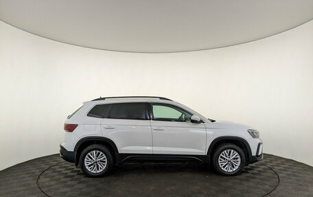 Volkswagen Taos, 2021 год, 2 350 000 рублей, 4 фотография