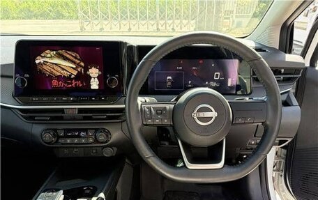 Nissan Note, 2023 год, 1 675 002 рублей, 10 фотография