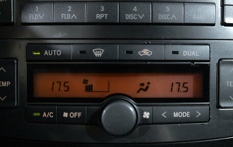 Toyota Avensis III рестайлинг, 2008 год, 890 000 рублей, 23 фотография