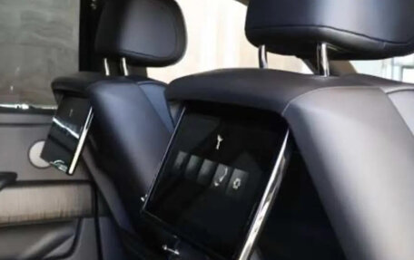 Rolls-Royce Cullinan, 2026 год, 52 000 000 рублей, 21 фотография