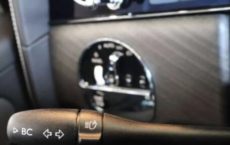 Rolls-Royce Cullinan, 2026 год, 52 000 000 рублей, 25 фотография