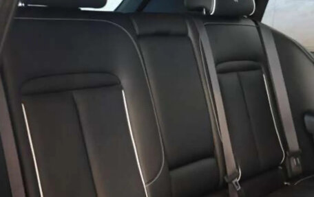 Rolls-Royce Cullinan, 2026 год, 52 000 000 рублей, 38 фотография