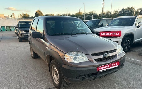 Chevrolet Niva I рестайлинг, 2018 год, 685 000 рублей, 4 фотография