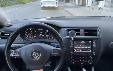Volkswagen Jetta VI, 2012 год, 910 000 рублей, 6 фотография
