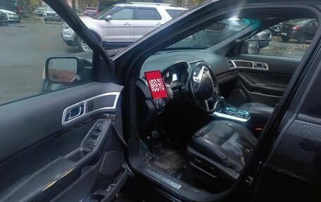 Ford Explorer VI, 2013 год, 1 450 000 рублей, 5 фотография