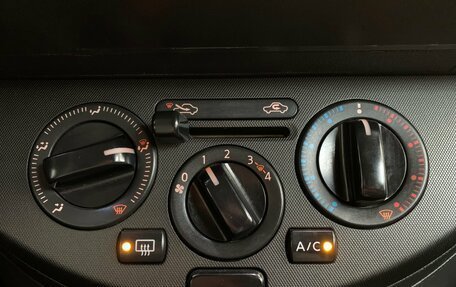 Nissan Note II рестайлинг, 2007 год, 390 000 рублей, 20 фотография