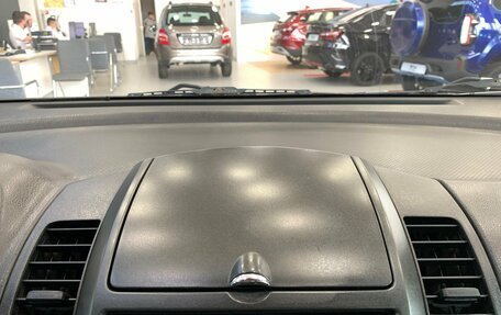 Nissan Note II рестайлинг, 2007 год, 390 000 рублей, 23 фотография