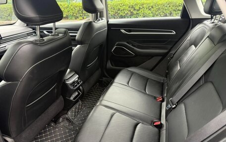 Geely Emgrand, 2023 год, 1 295 000 рублей, 13 фотография