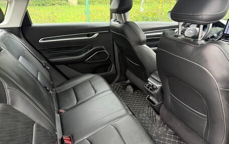 Geely Emgrand, 2023 год, 1 295 000 рублей, 15 фотография