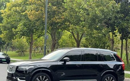 Volvo XC90 II рестайлинг, 2025 год, 5 770 000 рублей, 2 фотография