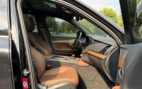 Volvo XC90 II рестайлинг, 2025 год, 5 770 000 рублей, 10 фотография