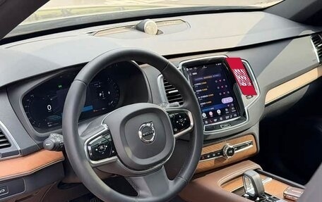 Volvo XC90 II рестайлинг, 2025 год, 5 770 000 рублей, 8 фотография