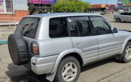 Toyota RAV4, 1998 год, 530 000 рублей, 15 фотография