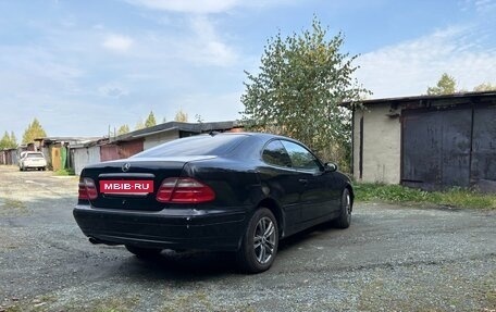 Mercedes-Benz CLK-Класс, 2001 год, 620 000 рублей, 6 фотография