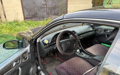 Mercedes-Benz CLK-Класс, 2001 год, 620 000 рублей, 8 фотография