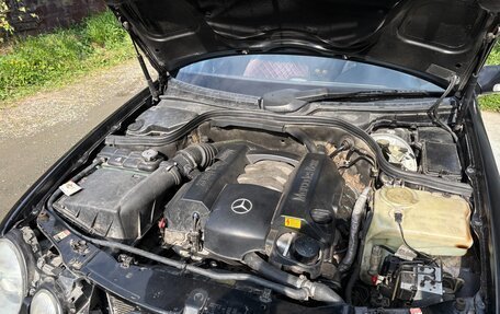 Mercedes-Benz CLK-Класс, 2001 год, 620 000 рублей, 14 фотография