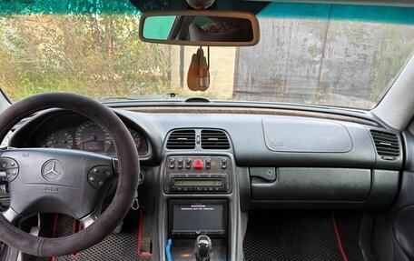 Mercedes-Benz CLK-Класс, 2001 год, 620 000 рублей, 12 фотография
